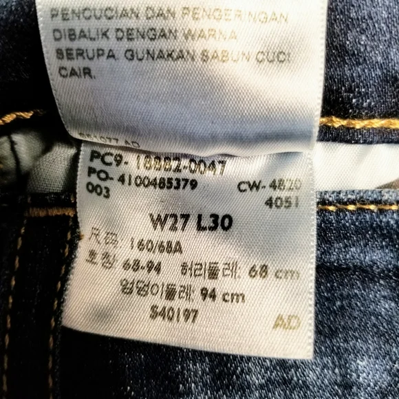 Levis 721 $100 Retail, High Rise Skinny Fit Jeans Size 27, FINAL PRICE! - Picture 11 of 15